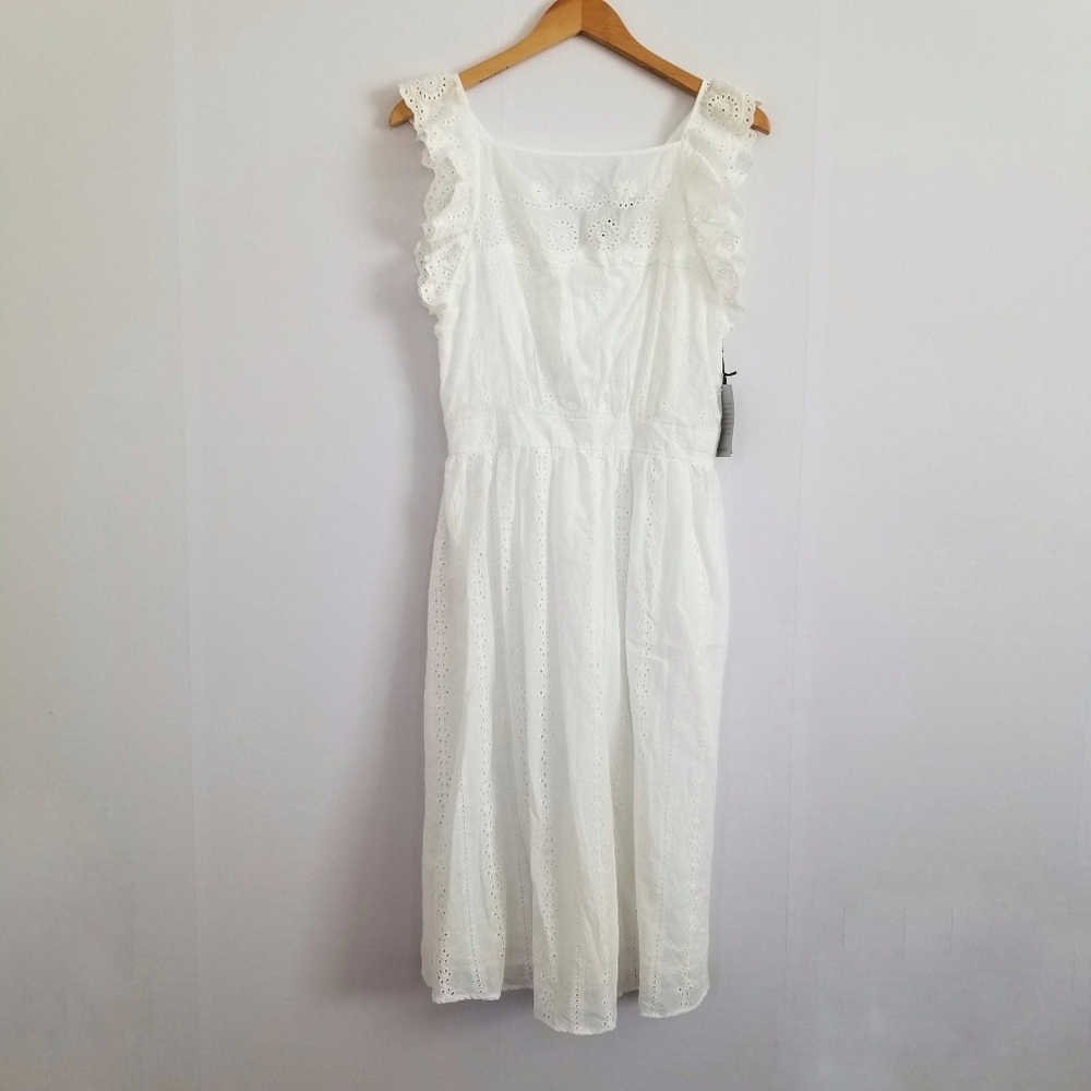 NWT Crimson White Eyelet Midi Dress Size Medium
